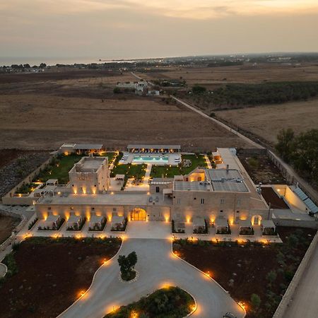 Masseria Donna Menga - The Leading Hotels Of The World 토레 라필로 외부 사진