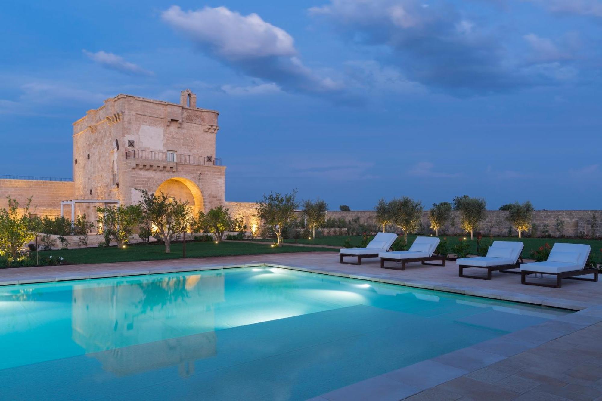Masseria Donna Menga - The Leading Hotels Of The World 토레 라필로 외부 사진