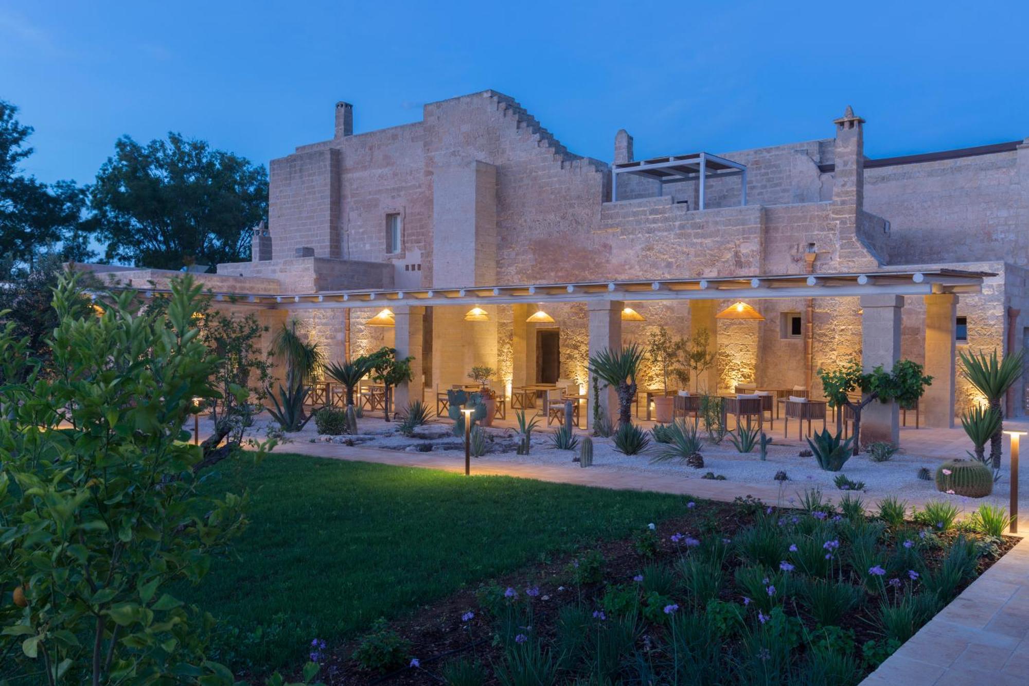 Masseria Donna Menga - The Leading Hotels Of The World 토레 라필로 외부 사진