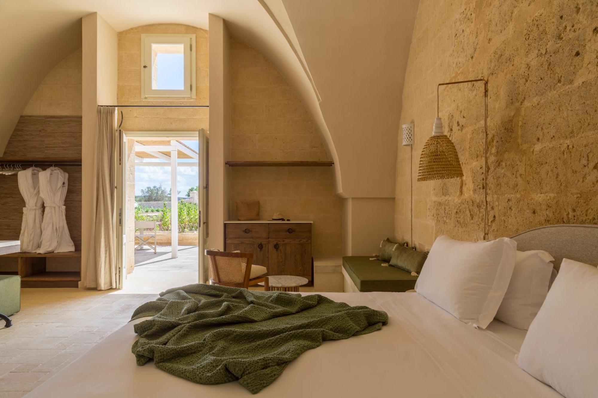 Masseria Donna Menga - The Leading Hotels Of The World 토레 라필로 외부 사진