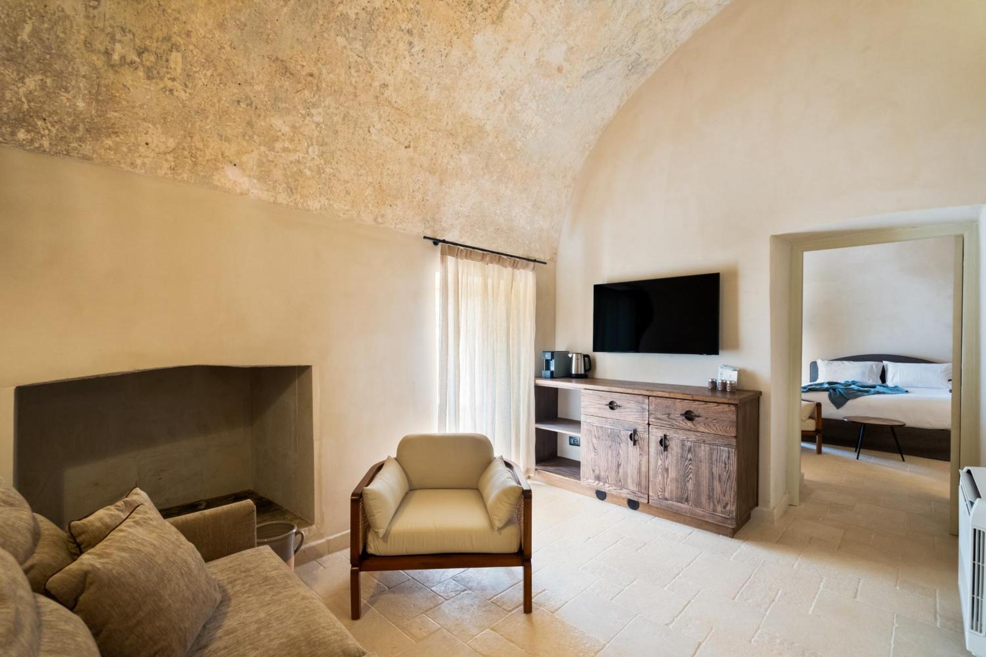 Masseria Donna Menga - The Leading Hotels Of The World 토레 라필로 외부 사진
