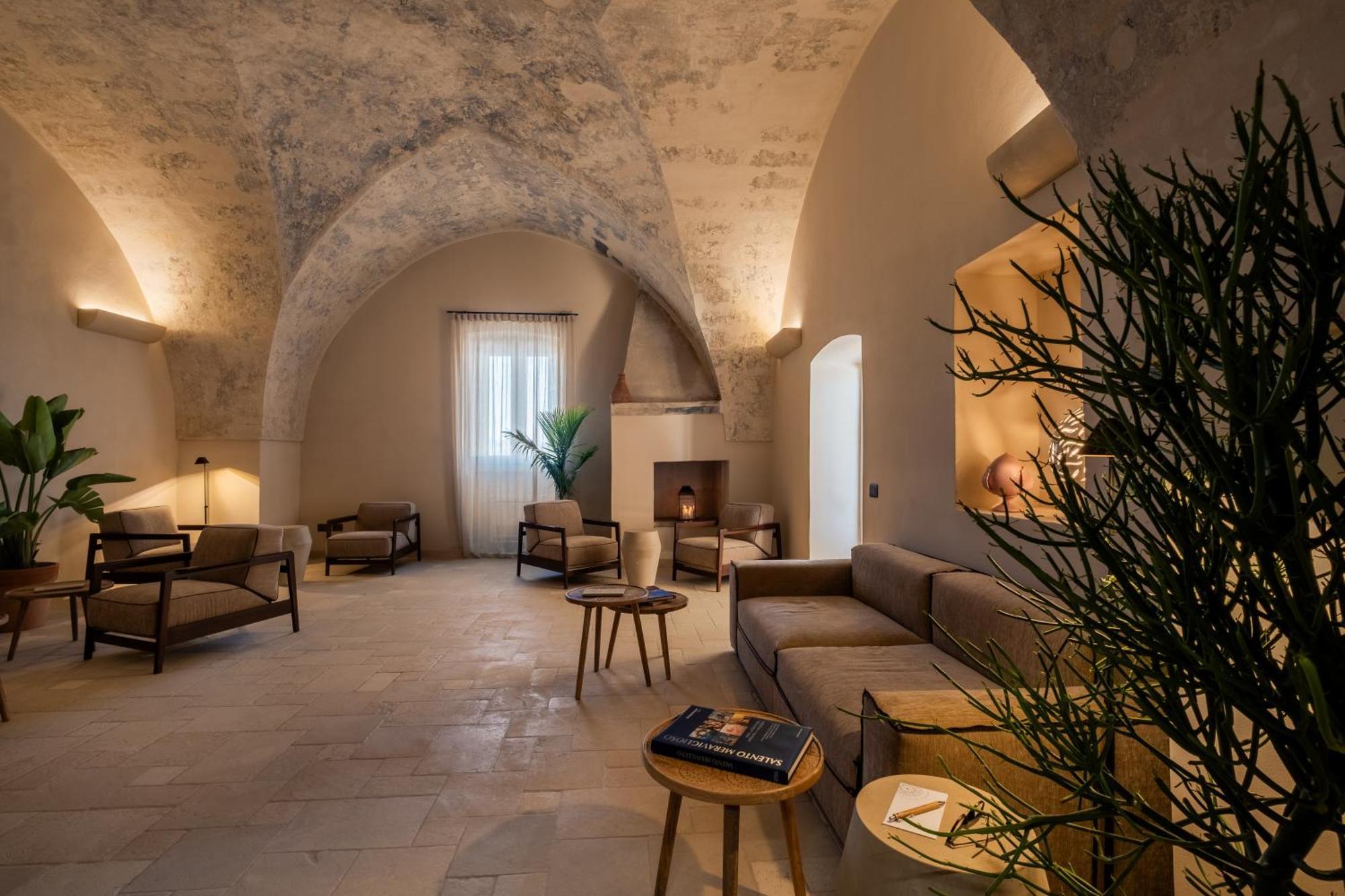 Masseria Donna Menga - The Leading Hotels Of The World 토레 라필로 외부 사진